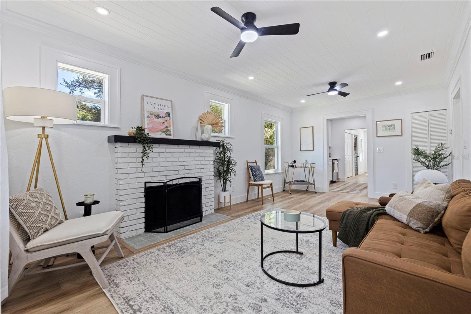 Single Family Residence at 4910 ROSEDALE PL N, ST PETERSBURG, photo 4 of 28