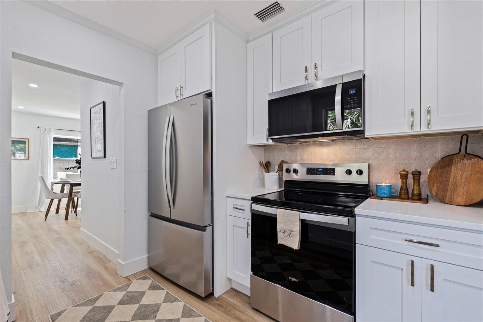 Single Family Residence at 4910 ROSEDALE PL N, ST PETERSBURG, photo 11 of 28