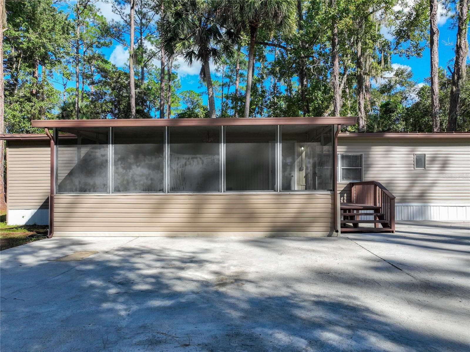 Manufactured Home at 1205 CUPID AVE, CHRISTMAS, photo 16 of 82