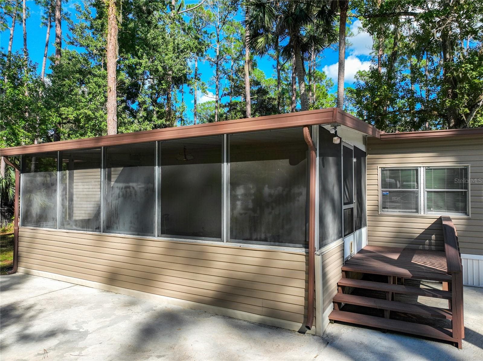 Manufactured Home at 1205 CUPID AVE, CHRISTMAS, photo 19 of 82
