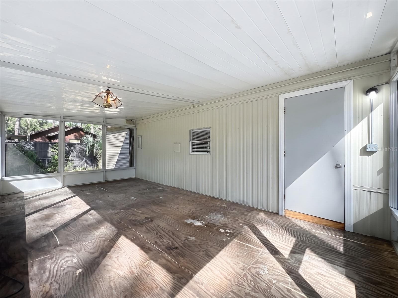 Manufactured Home at 1205 CUPID AVE, CHRISTMAS, photo 23 of 82