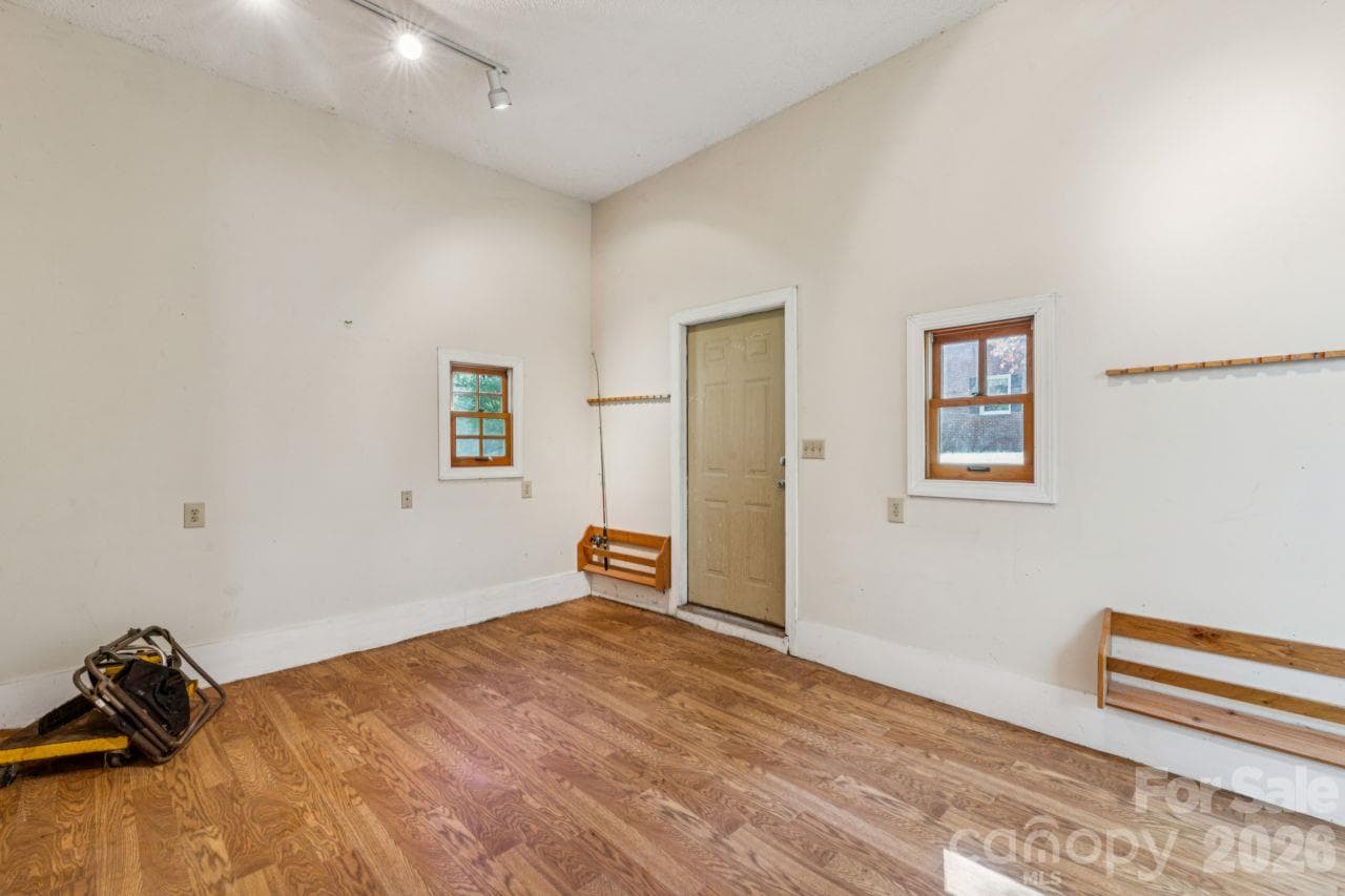 room on workshop - 340 Homer Corriher Road, China Grove