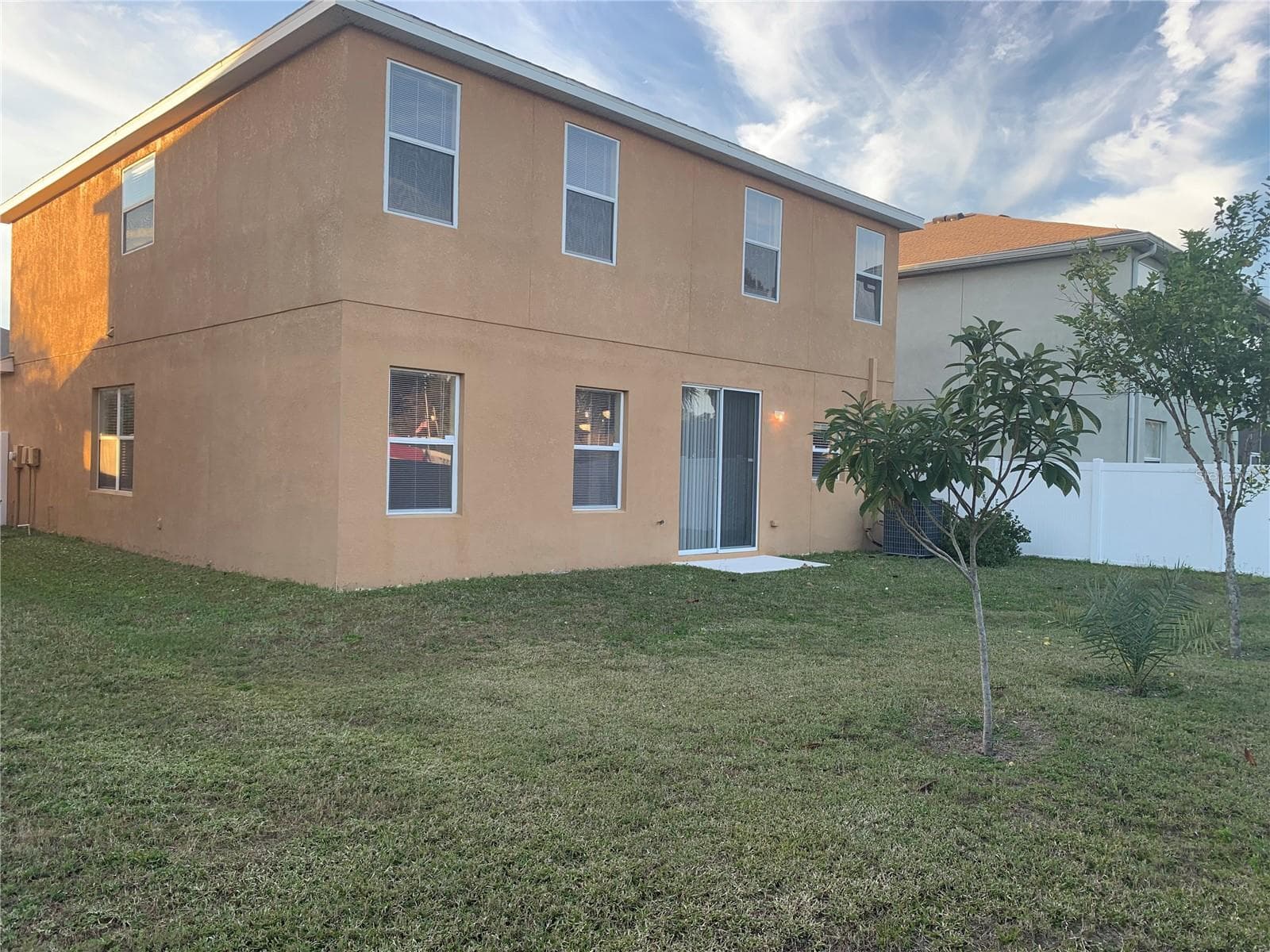 Single Family Residence at 8810 CAMERON CREST DR, TAMPA, photo 29 of 31