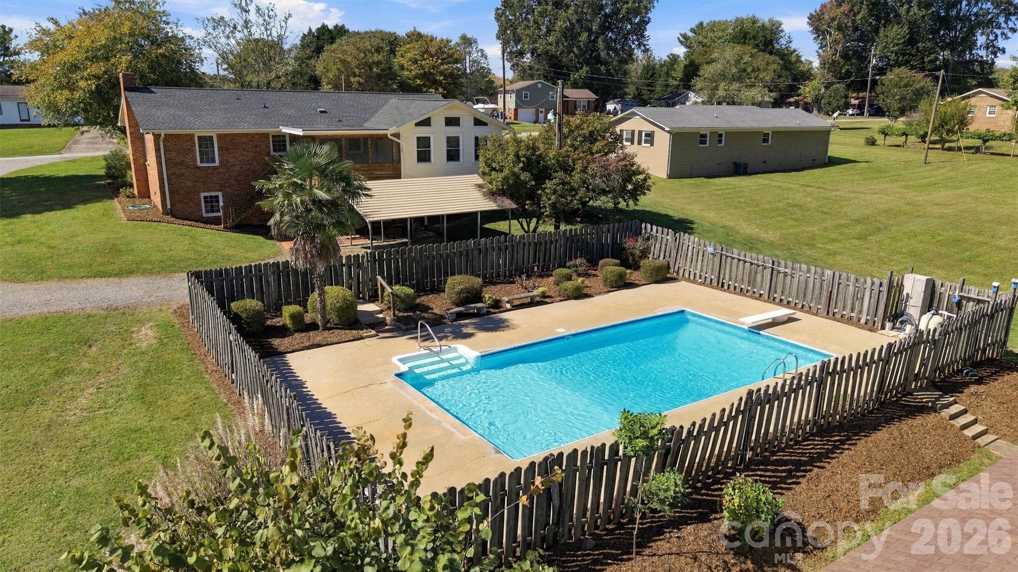 Single Family Residence at 139 Greenlea Circle, Taylorsville, photo 4 of 48