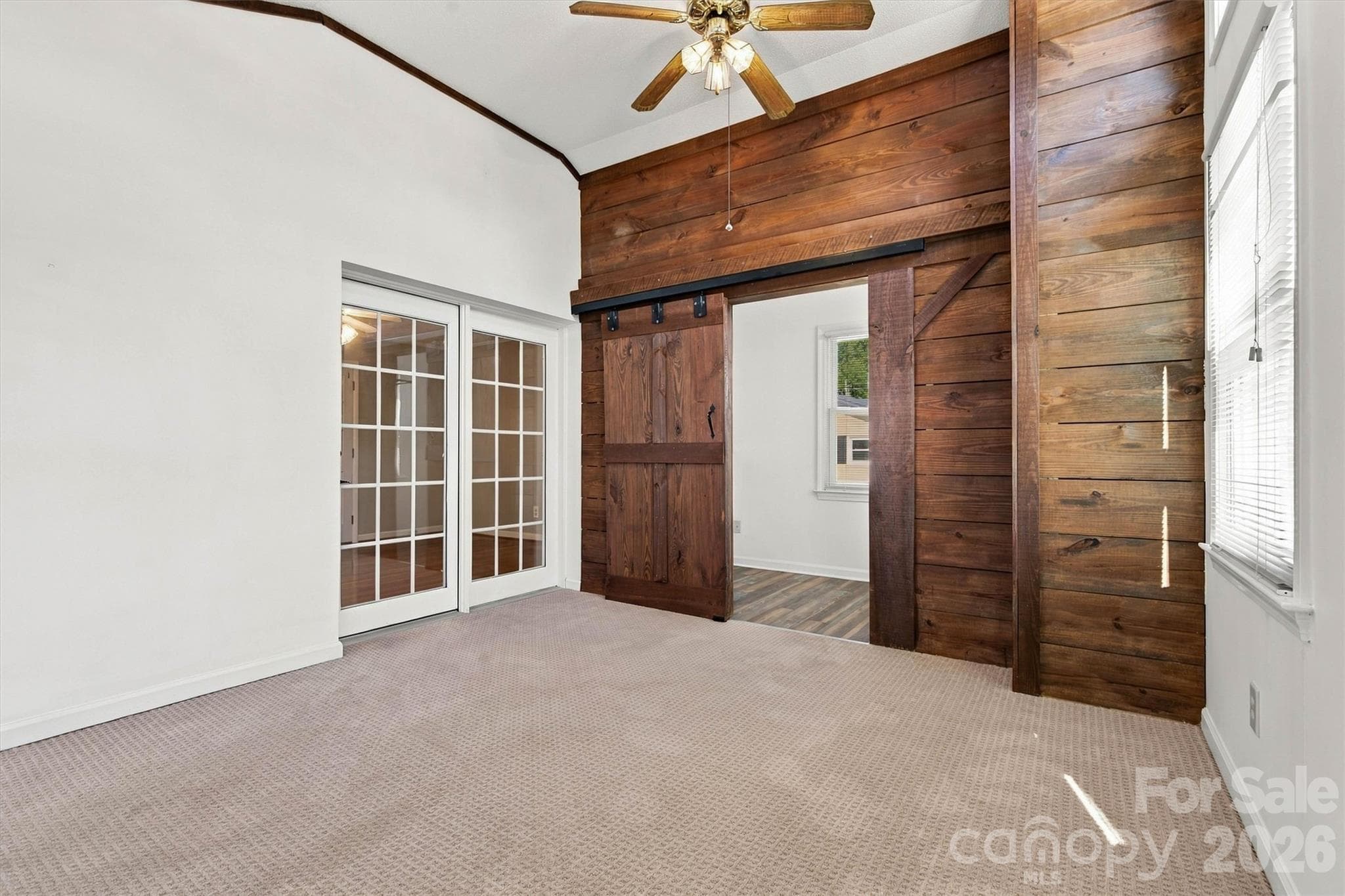 Single Family Residence at 139 Greenlea Circle, Taylorsville, photo 19 of 48