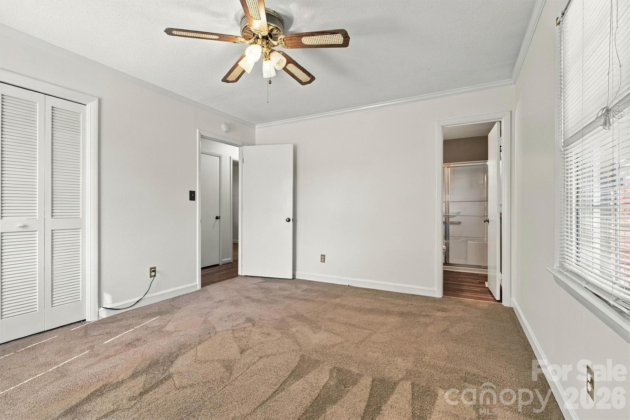 Single Family Residence at 139 Greenlea Circle, Taylorsville, photo 23 of 48