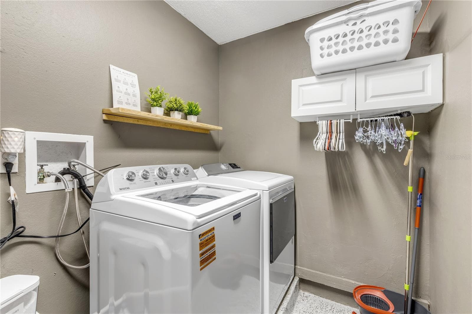 Single Family Residence at 3022 ORANGE TREE DR, EDGEWATER, photo 19 of 60