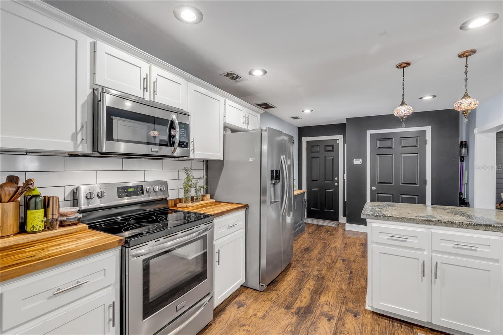 Single Family Residence at 3022 ORANGE TREE DR, EDGEWATER, photo 26 of 60