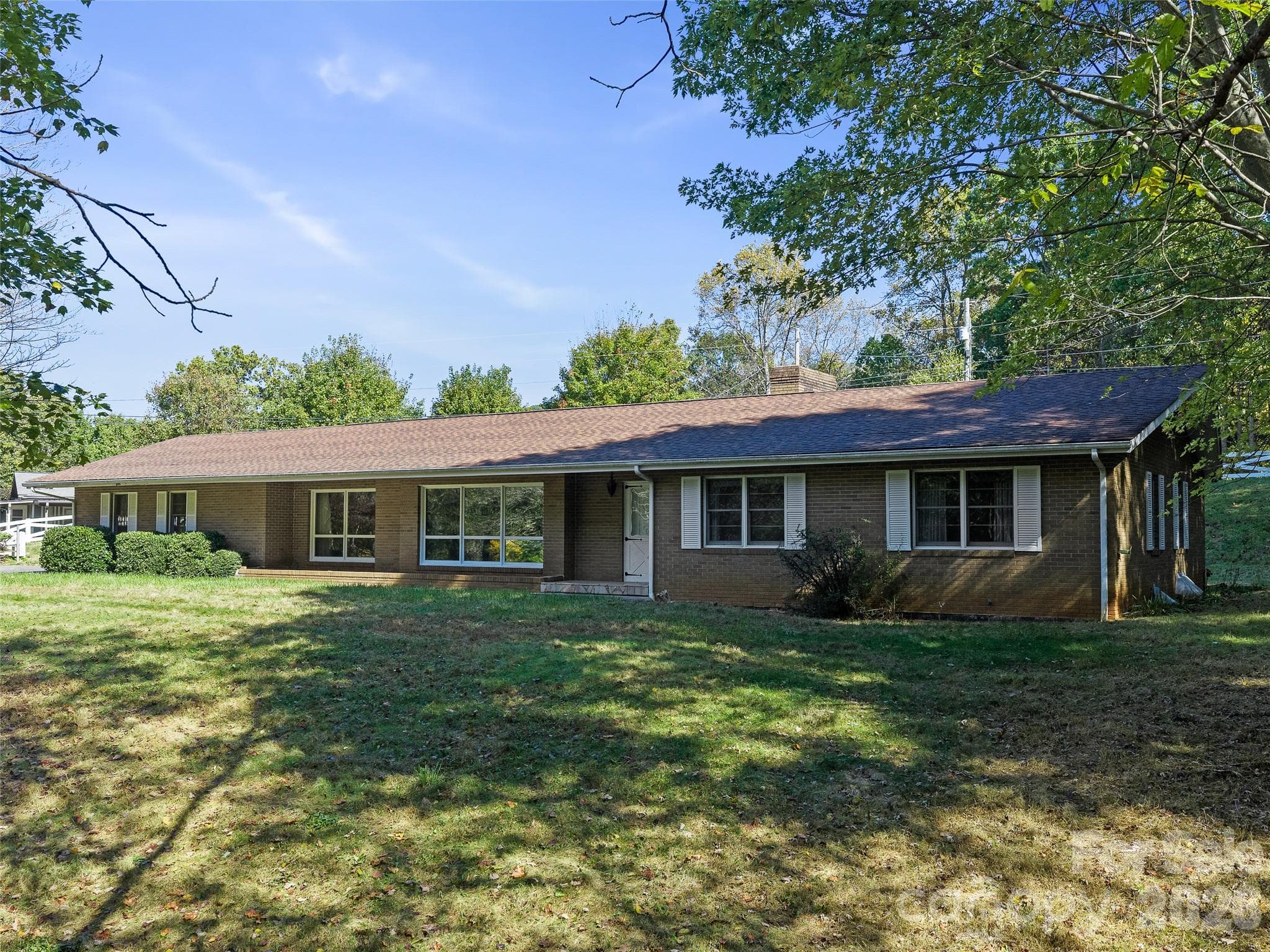 Front of the Home - 198 Roland Hill Road, Burnsville