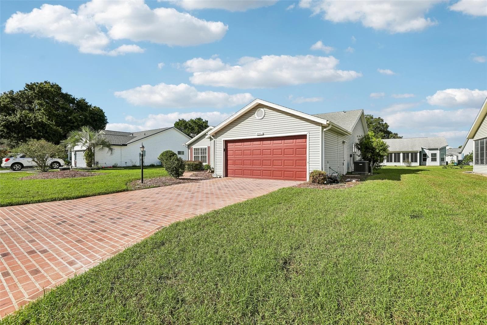 Single Family Residence at 4443 RIVER RIDGE DR, LEESBURG, photo 4 of 22