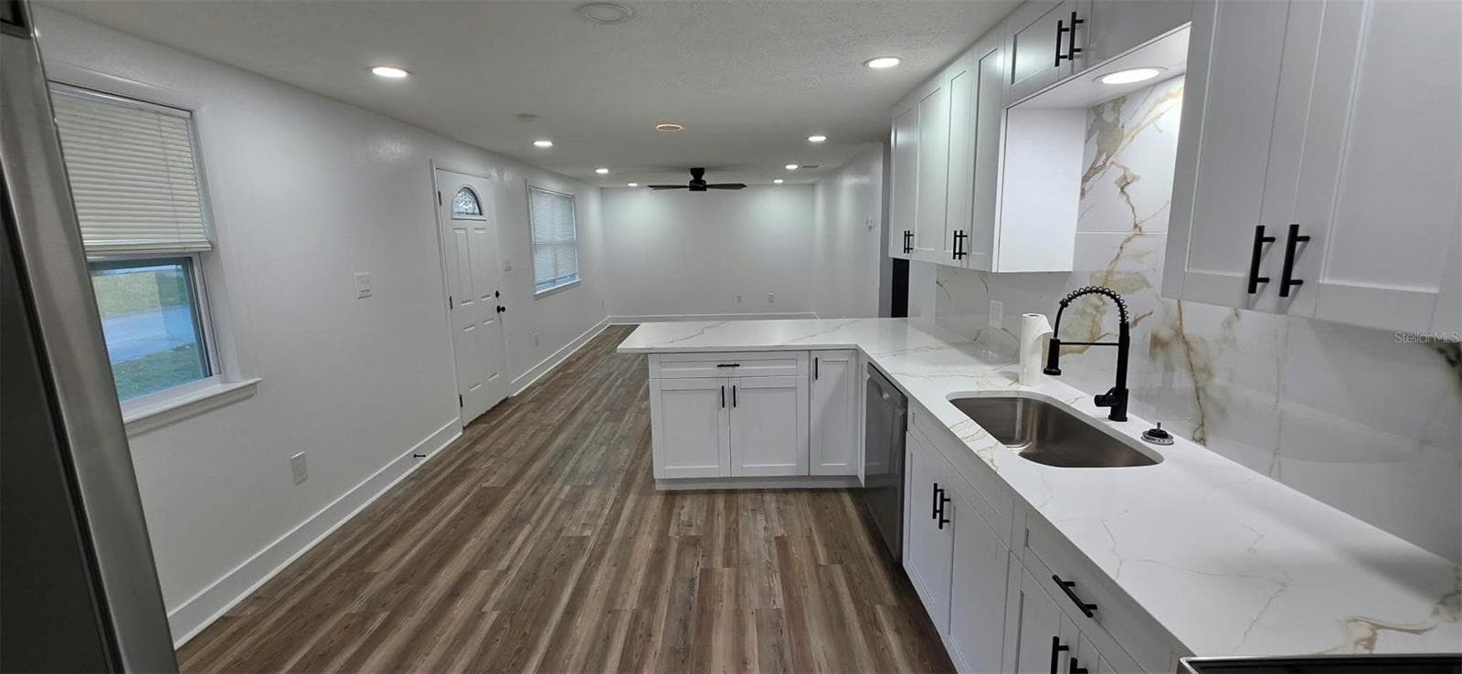Single Family Residence at 6407 BUTTE AVE, NEW PORT RICHEY, photo 6 of 19
