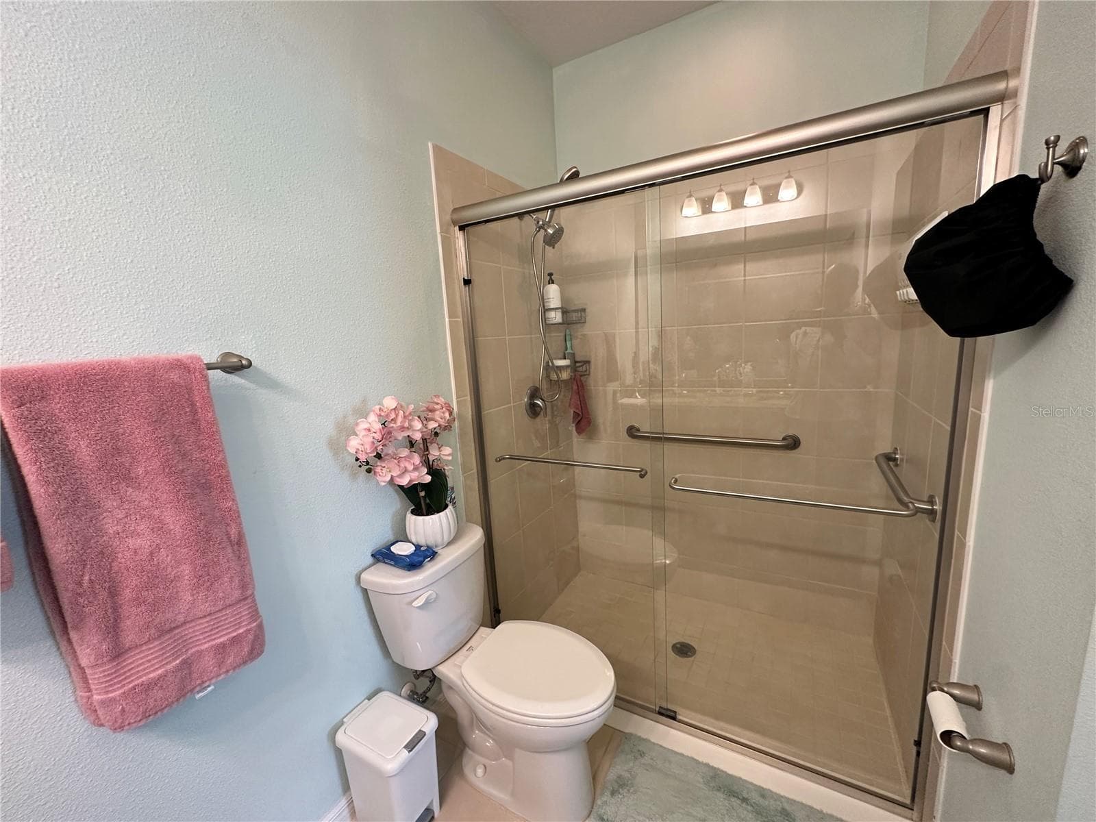 Main Bathroom - 26942 WHITE PLAINS WAY, LEESBURG