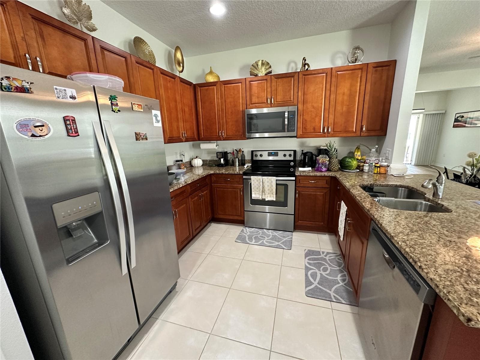 Kitchen - 26942 WHITE PLAINS WAY, LEESBURG