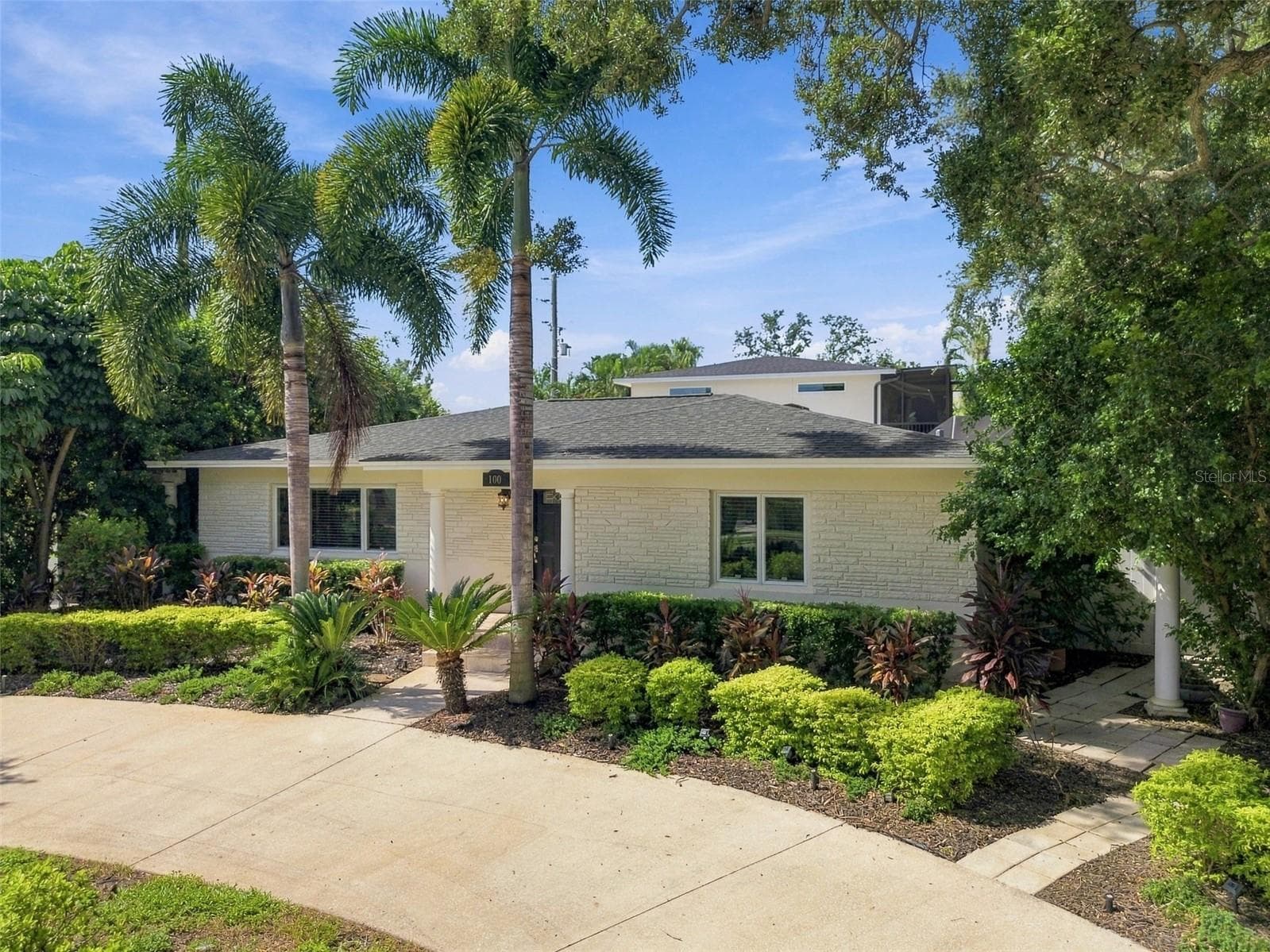 100 MONTEREY BLVD NE