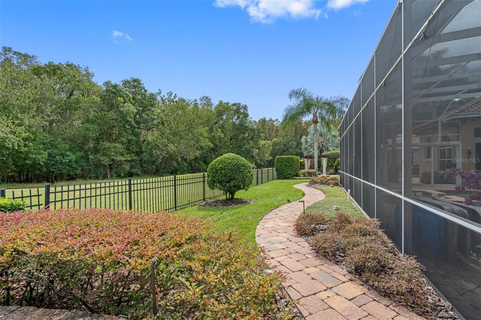 Single Family Residence at 531 ISLEWORTH CLOSE, TARPON SPRINGS, photo 9 of 64