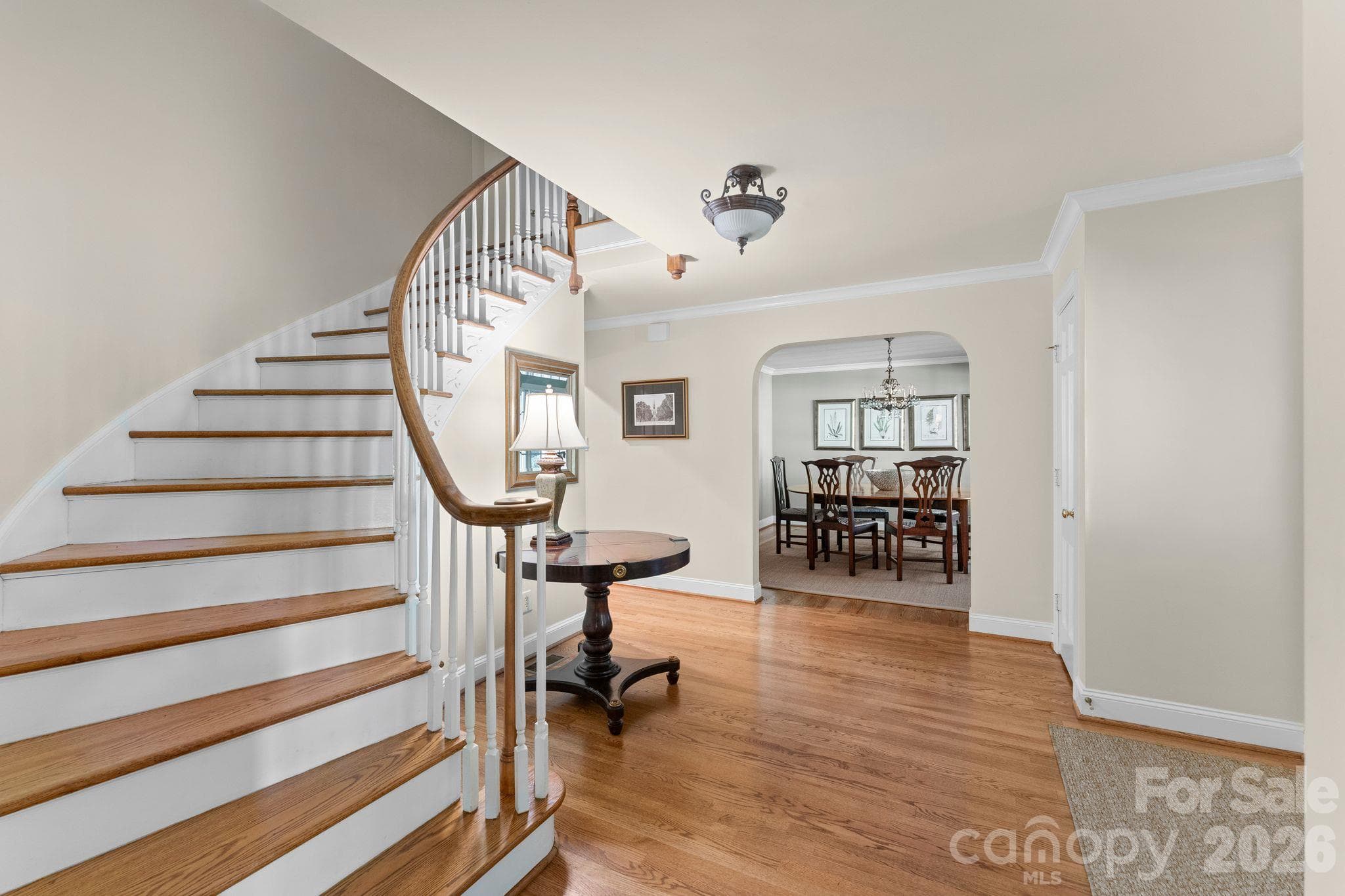 Gorgeous spiraling staircase and hardwood floors - 2006 Grey Road, Davidson