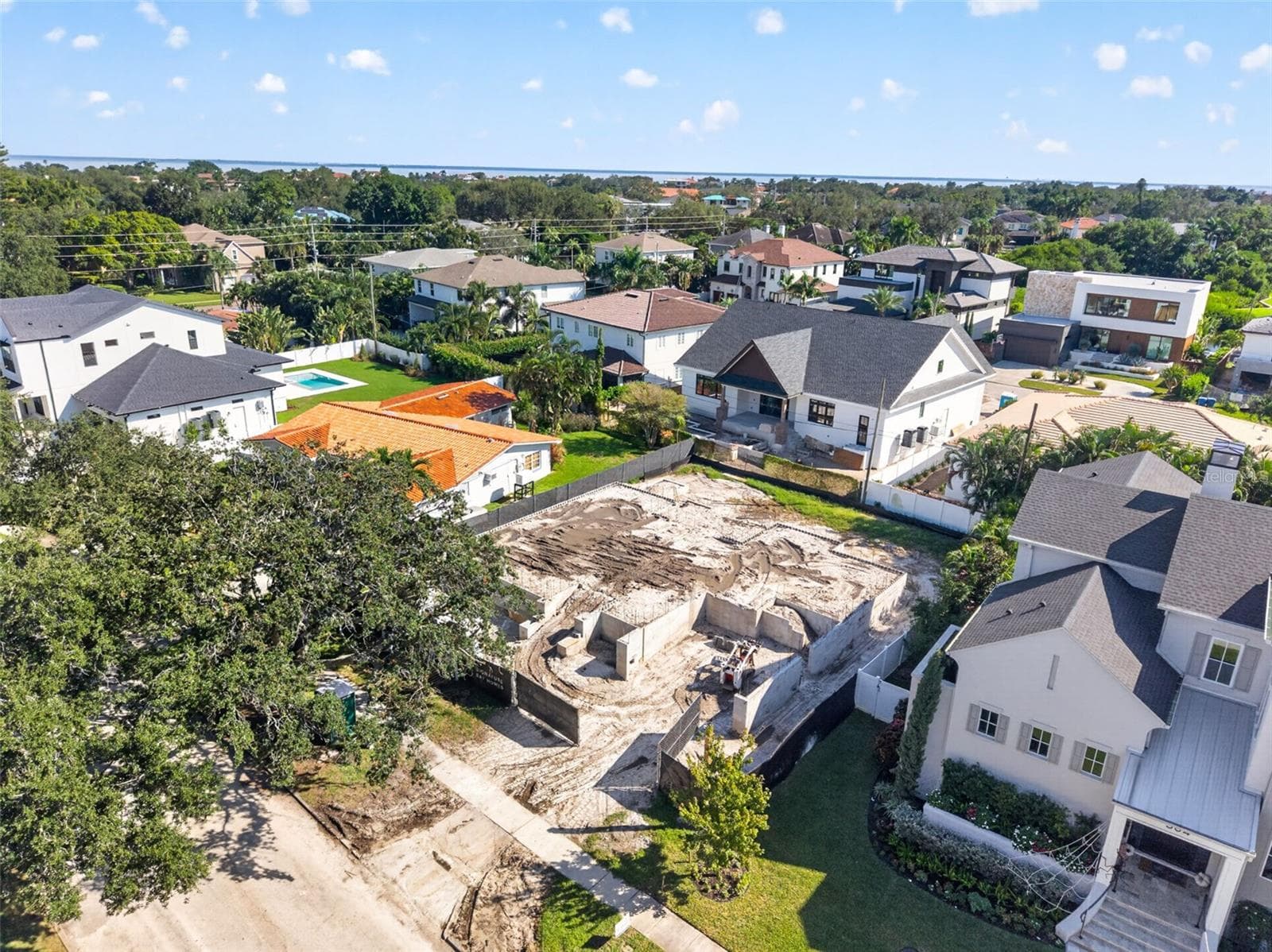 October 2026 progress - 372 BAYVIEW DR NE, ST PETERSBURG
