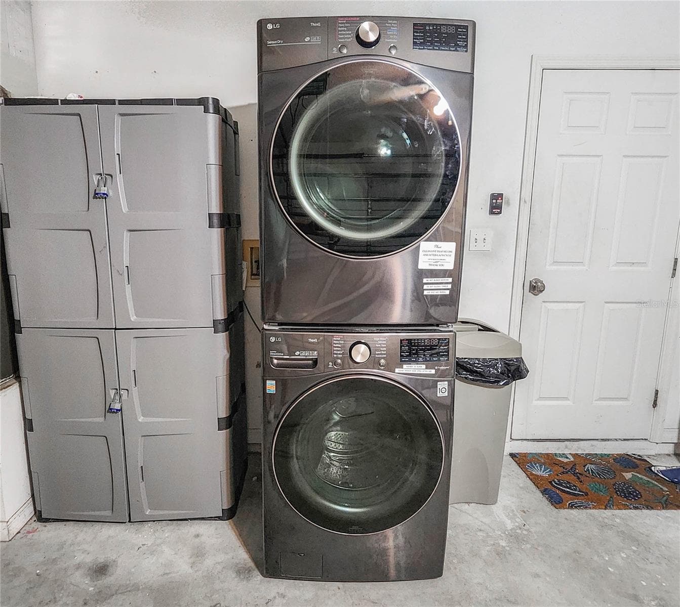 LG Washer and Dryer - 118 FERNDALE LN, PALM COAST