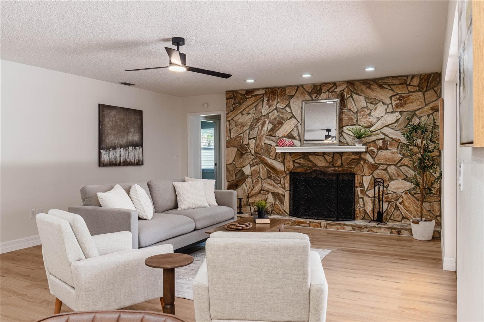 Single Family Residence at 4502 SUGARTREE DR W, LAKELAND, photo 18 of 48