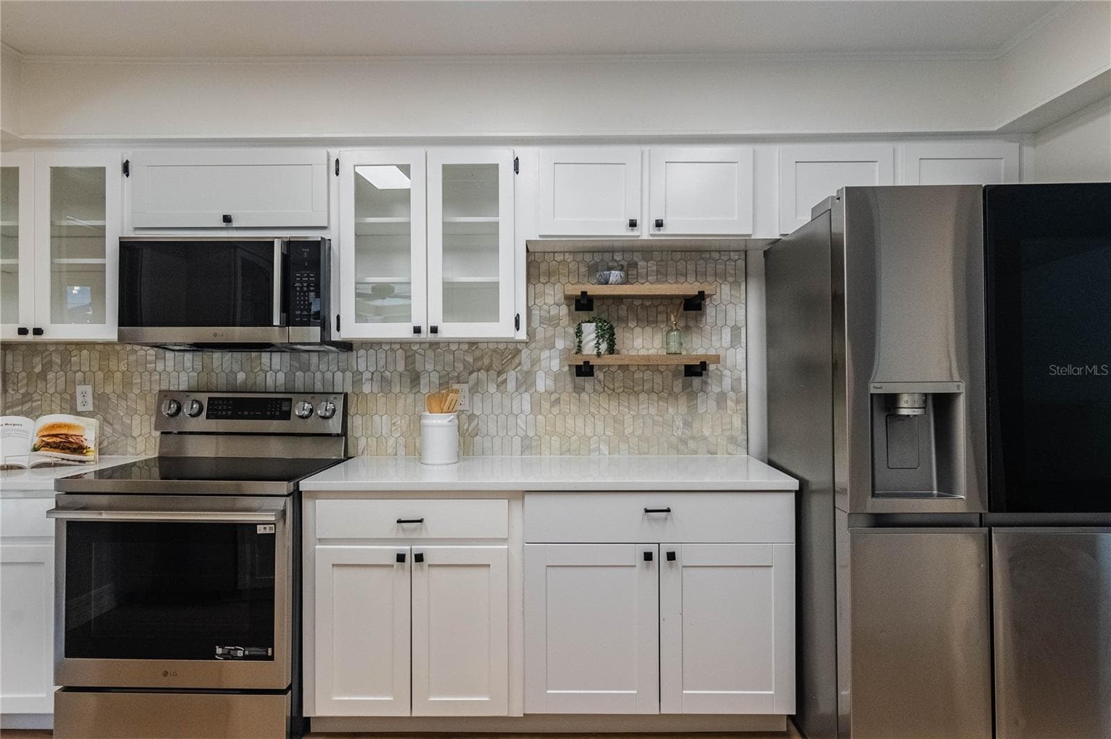 Single Family Residence at 4502 SUGARTREE DR W, LAKELAND, photo 21 of 48