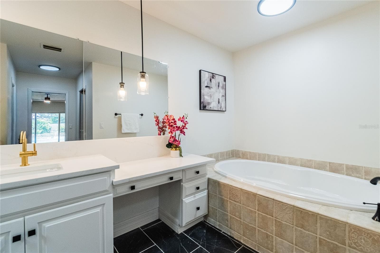 Single Family Residence at 4502 SUGARTREE DR W, LAKELAND, photo 27 of 48