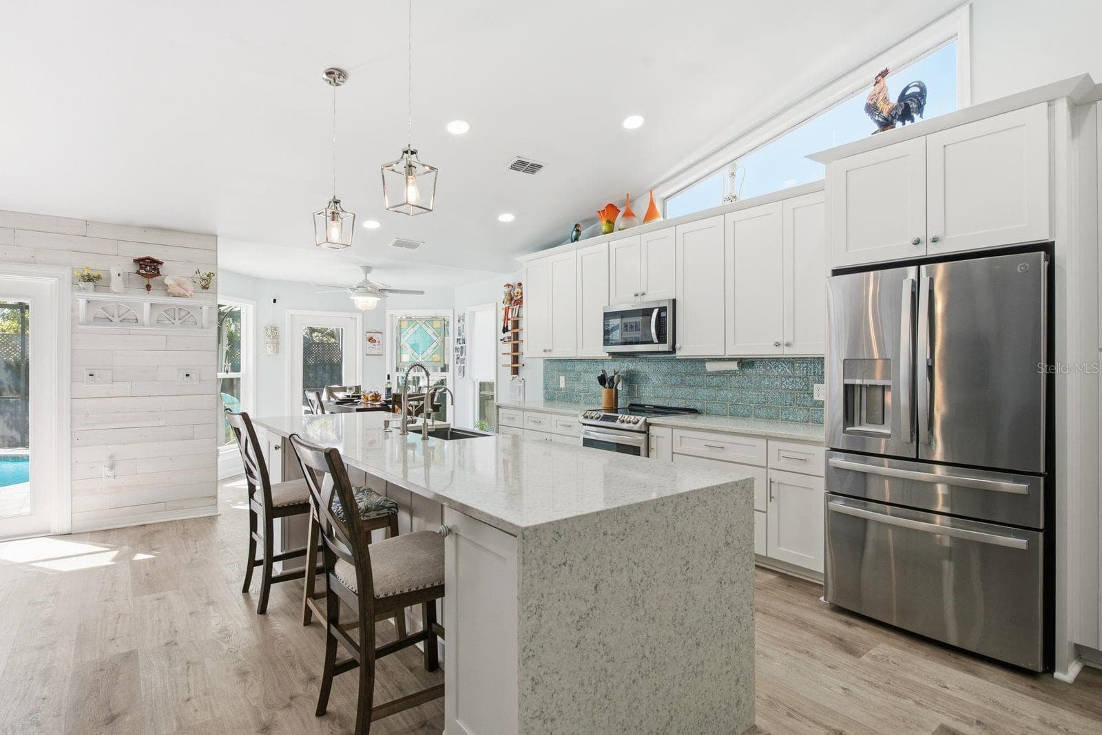 Single Family Residence at 726 CRYSTAL DR, PALM HARBOR, photo 13 of 44
