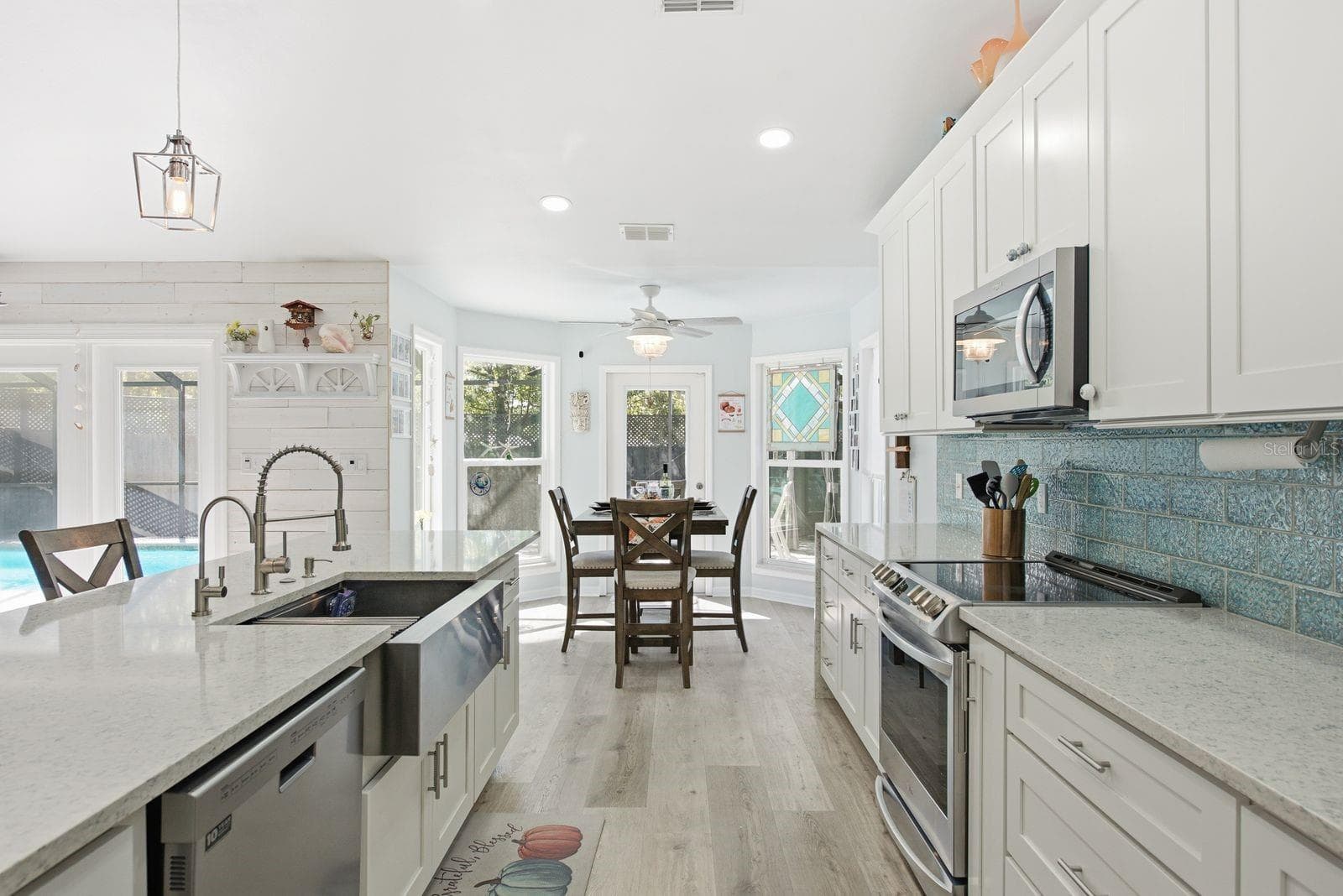 Single Family Residence at 726 CRYSTAL DR, PALM HARBOR, photo 18 of 44