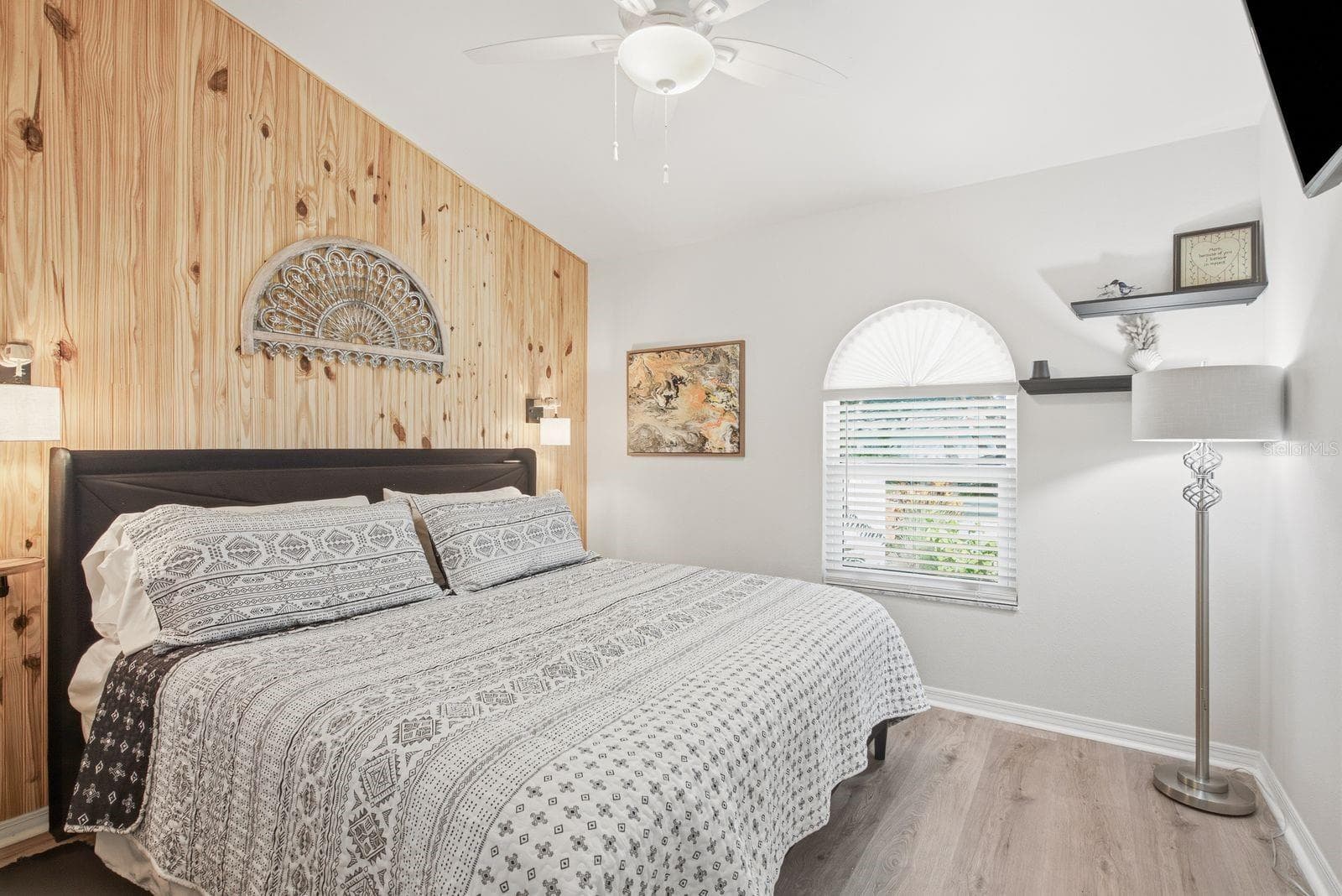 Single Family Residence at 726 CRYSTAL DR, PALM HARBOR, photo 27 of 44