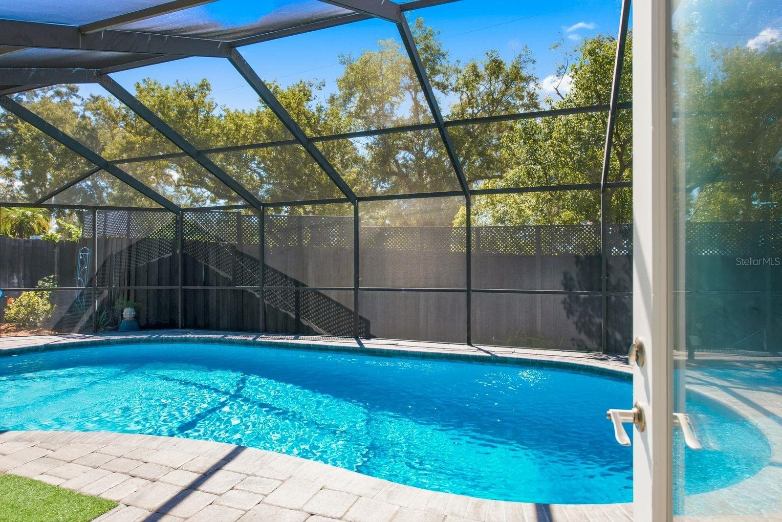 Single Family Residence at 726 CRYSTAL DR, PALM HARBOR, photo 34 of 44