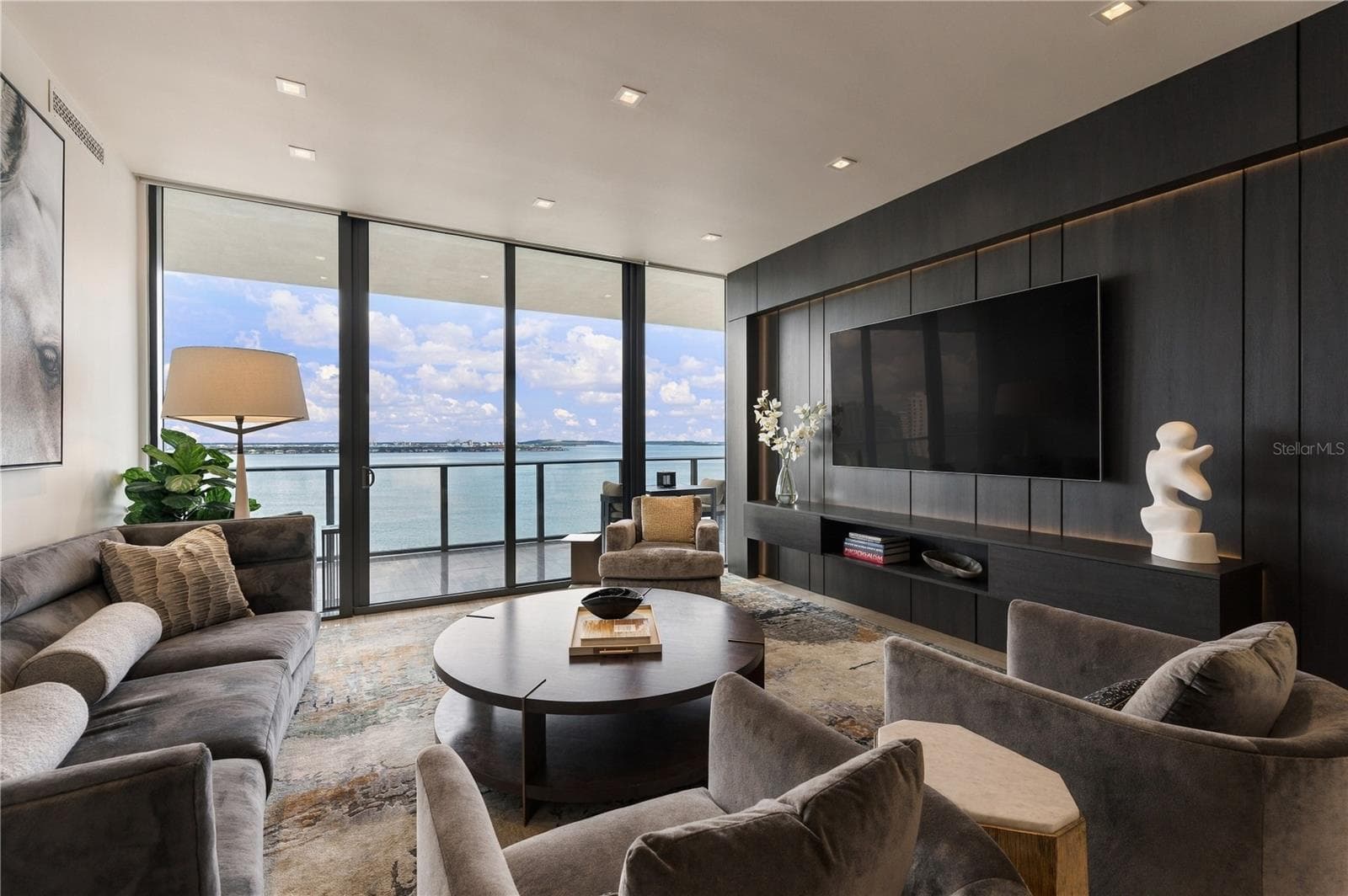 Condominium at 3101 BAYSHORE BLVD #1503, TAMPA, photo 7 of 100