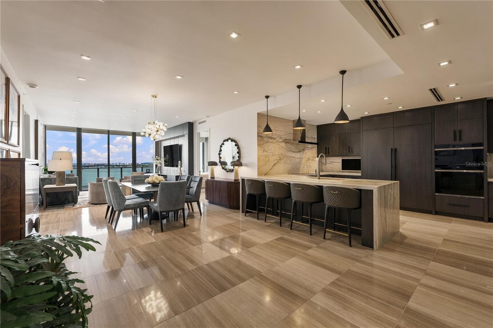 Condominium at 3101 BAYSHORE BLVD #1503, TAMPA, photo 11 of 100