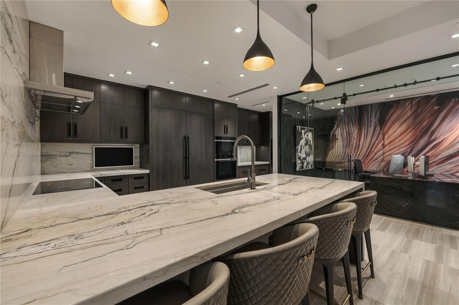 Condominium at 3101 BAYSHORE BLVD #1503, TAMPA, photo 19 of 100
