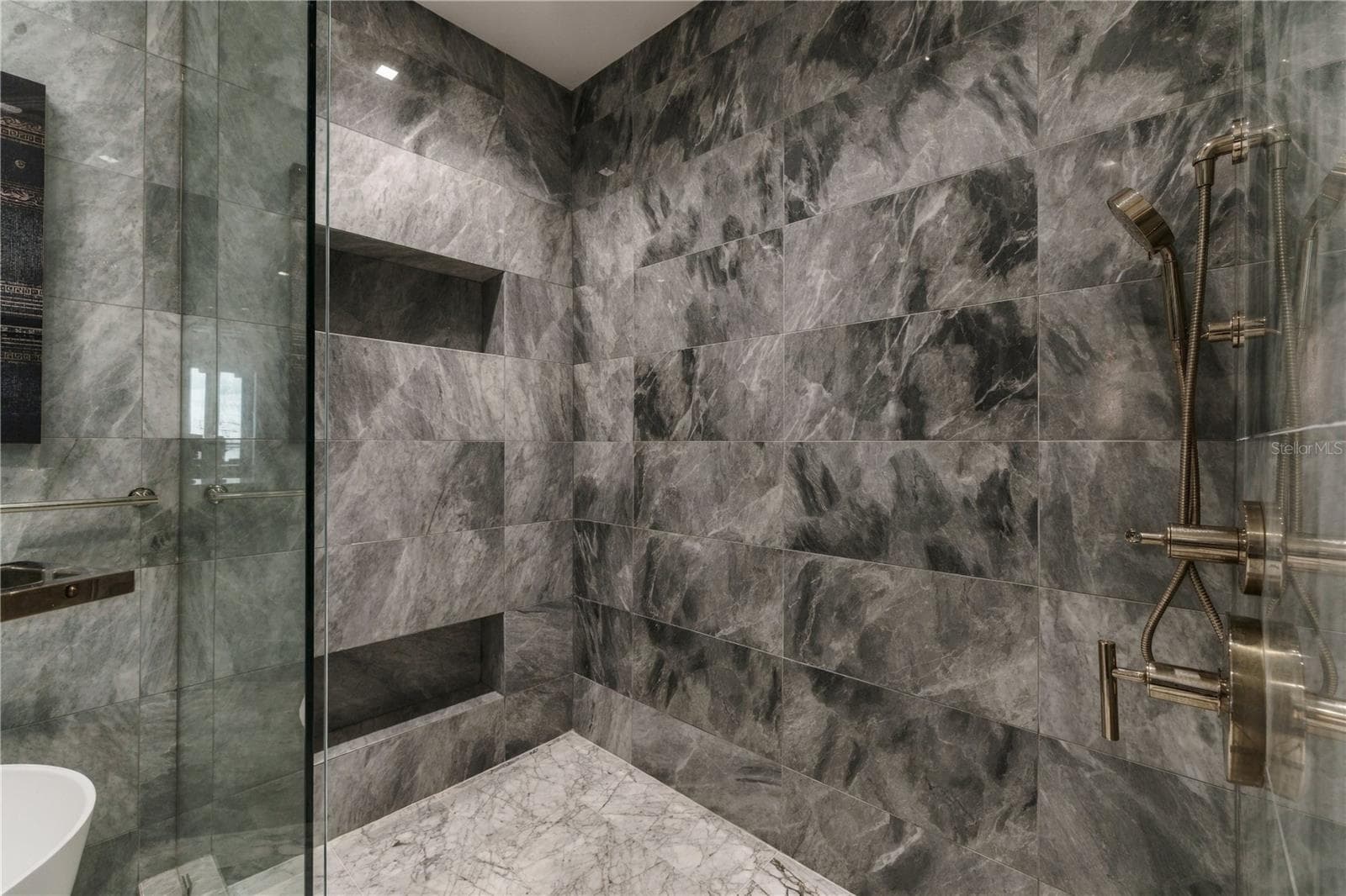 Condominium at 3101 BAYSHORE BLVD #1503, TAMPA, photo 45 of 100