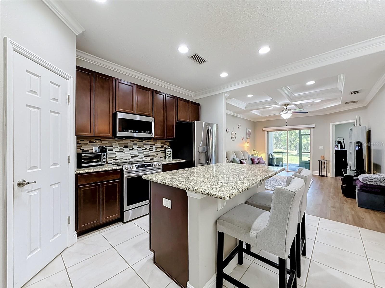 Townhouse at 8460 MAGNIFICENT LN, GROVELAND, photo 8 of 47