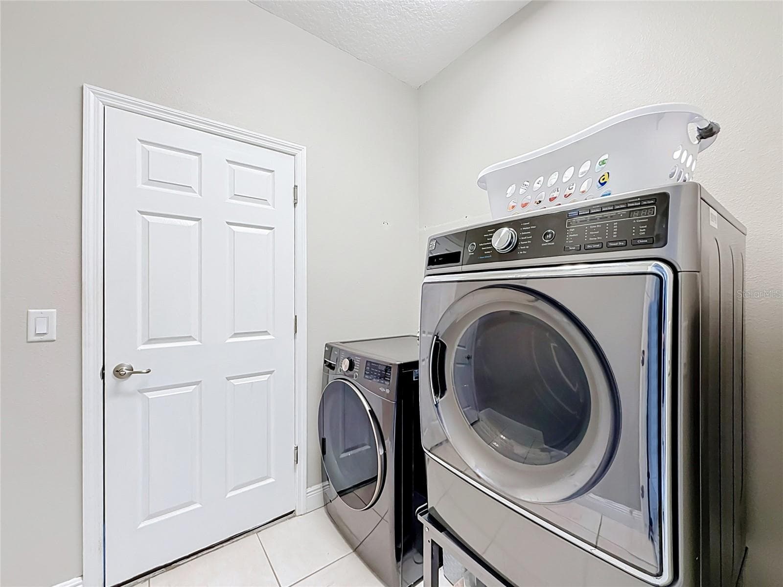 Townhouse at 8460 MAGNIFICENT LN, GROVELAND, photo 32 of 47