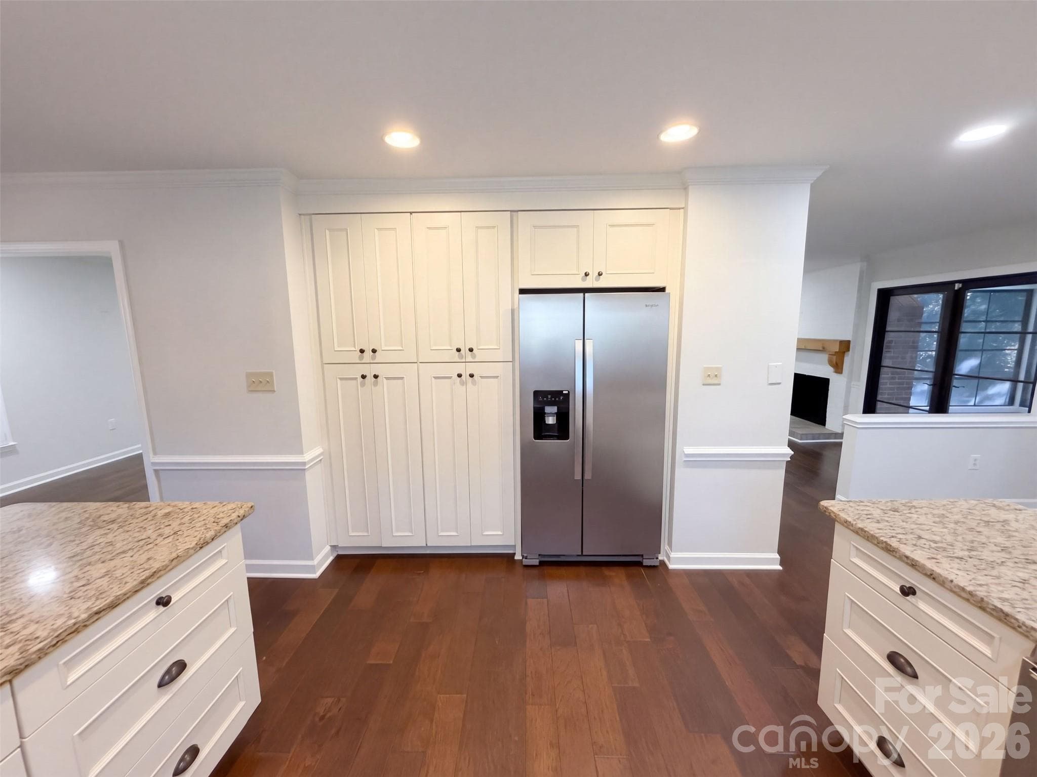 Single Family Residence at 4704 Benridge Lane, Charlotte, photo 9 of 34