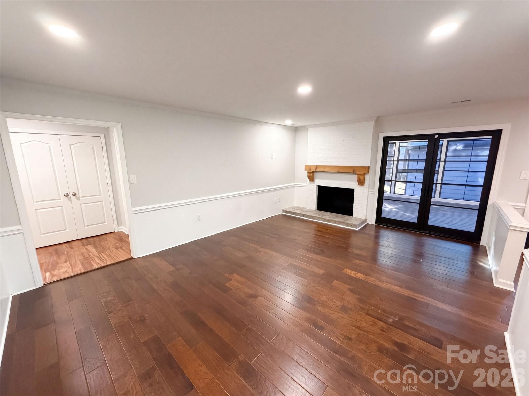 Single Family Residence at 4704 Benridge Lane, Charlotte, photo 10 of 34