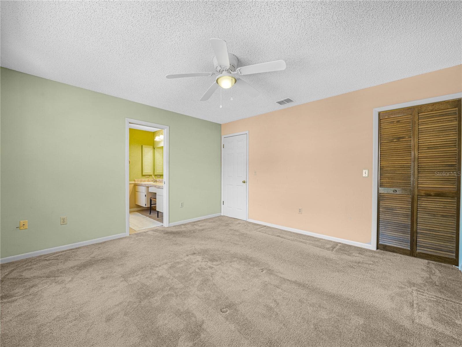 Primary Suit - 812 SANDALWOOD DR, PLANT CITY
