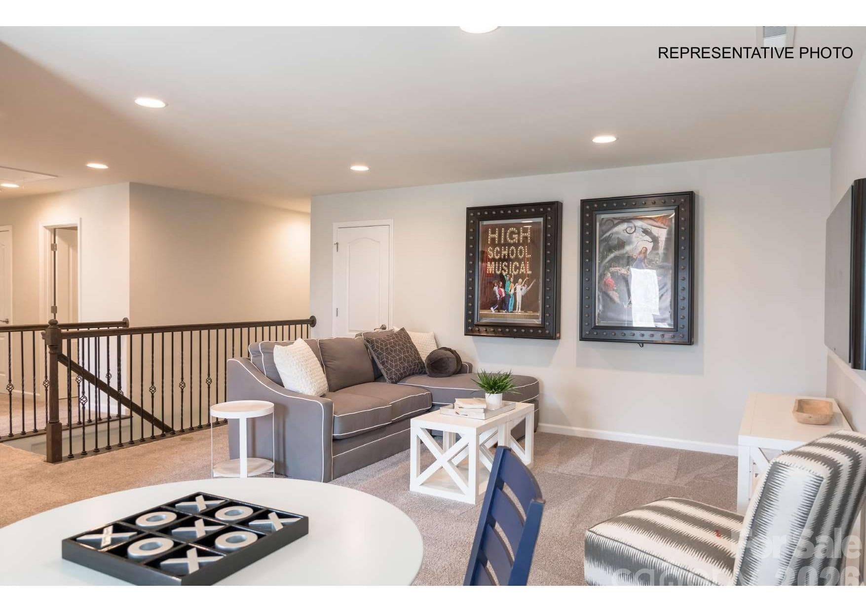 Large open upstairs loft - 7689 Pedigree Circle, Lancaster