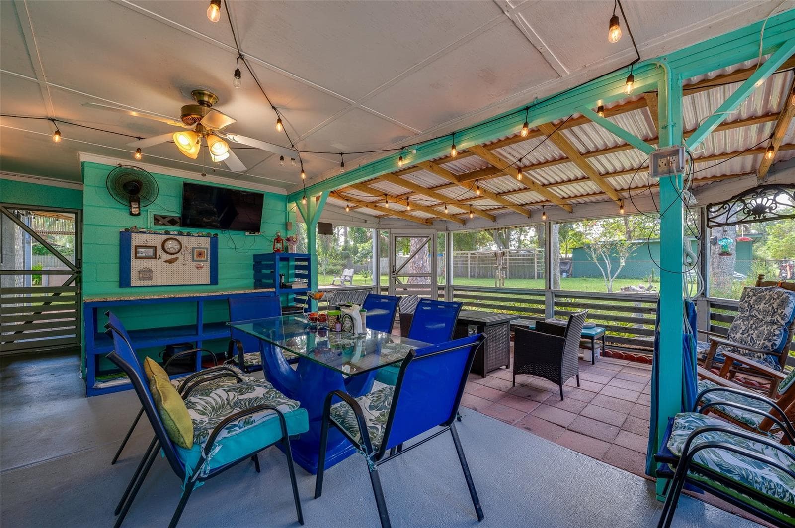 Florida room - 300 ALICE ST, EDGEWATER