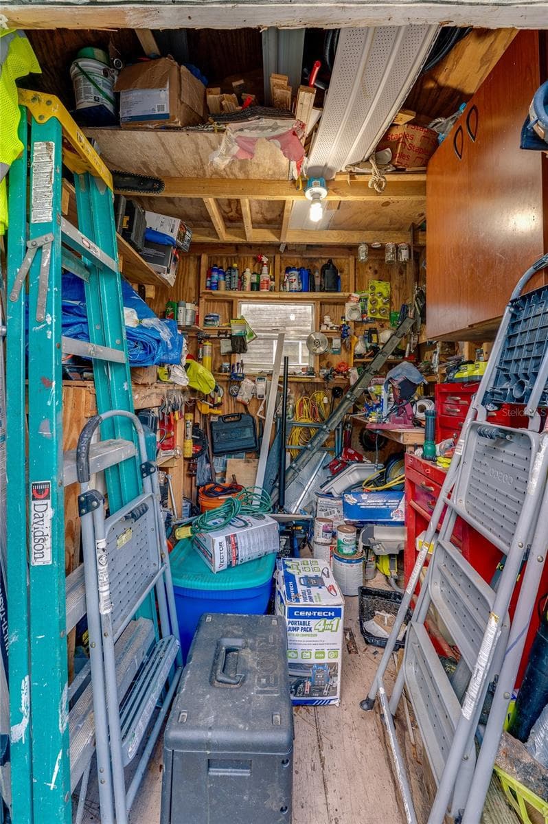 Shed - 300 ALICE ST, EDGEWATER