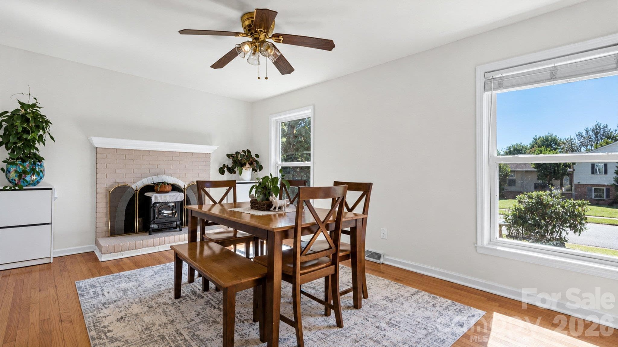 Single Family Residence at 7425 Riding Trail Road, Charlotte, photo 7 of 40