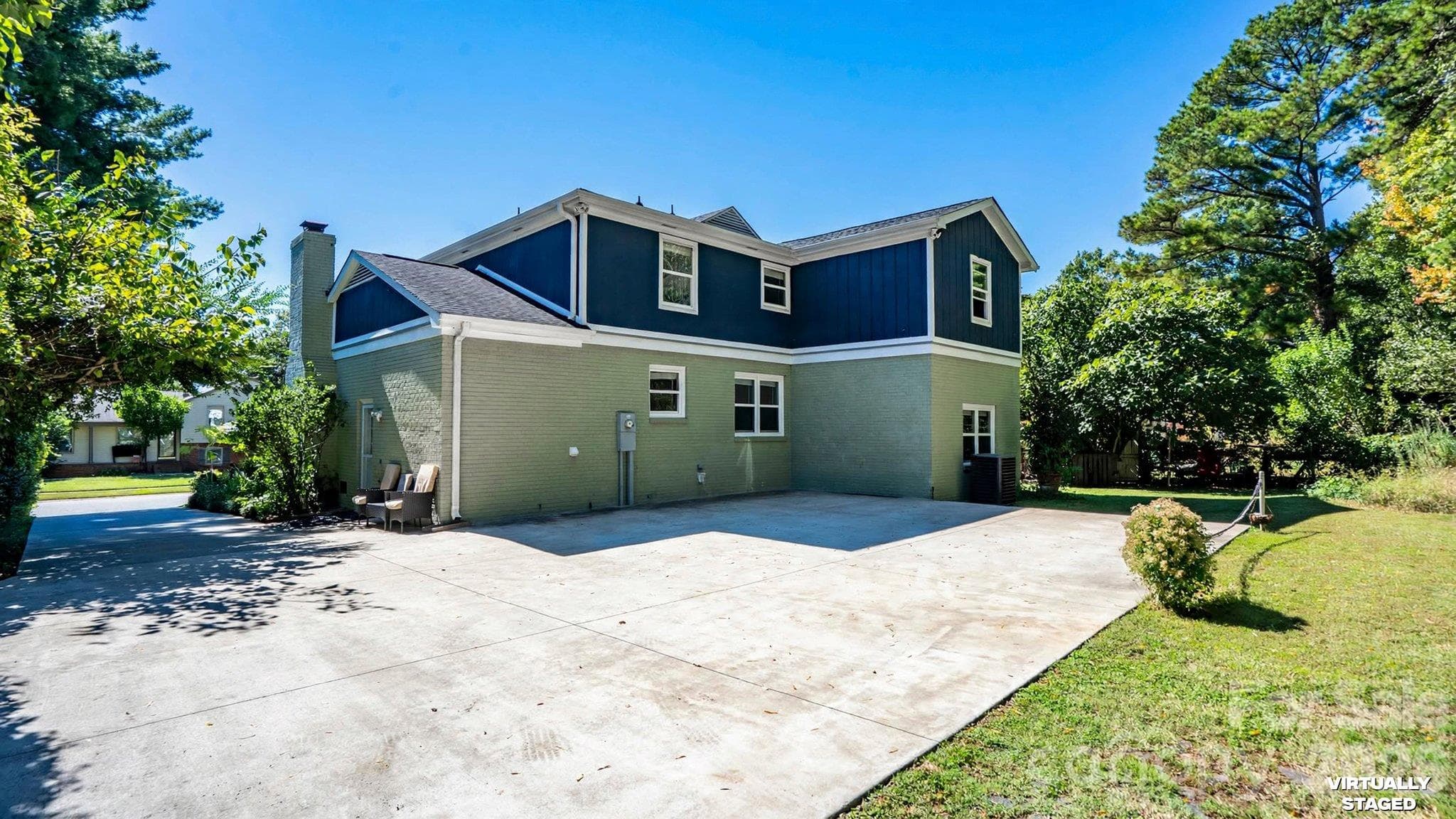 Single Family Residence at 7425 Riding Trail Road, Charlotte, photo 33 of 40