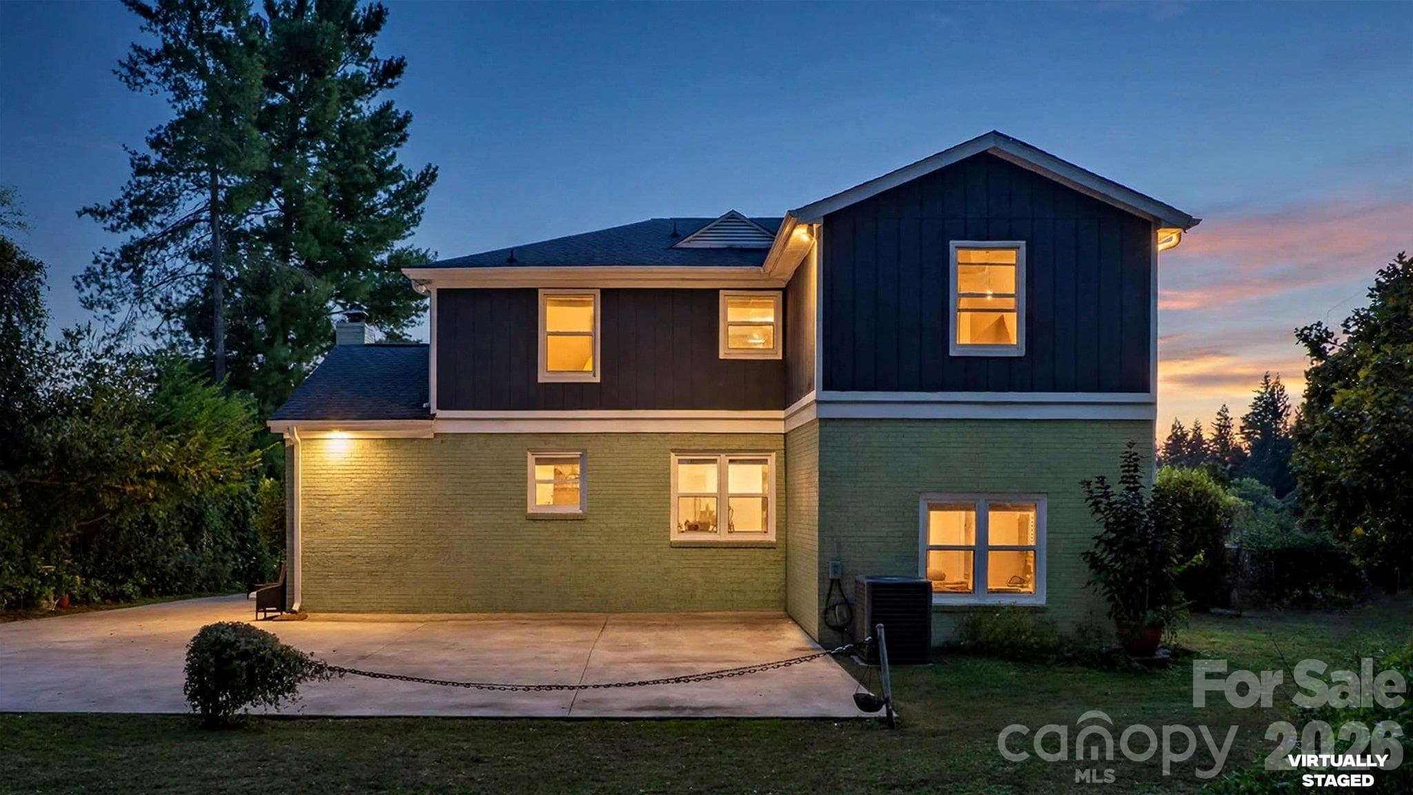 Single Family Residence at 7425 Riding Trail Road, Charlotte, photo 37 of 40
