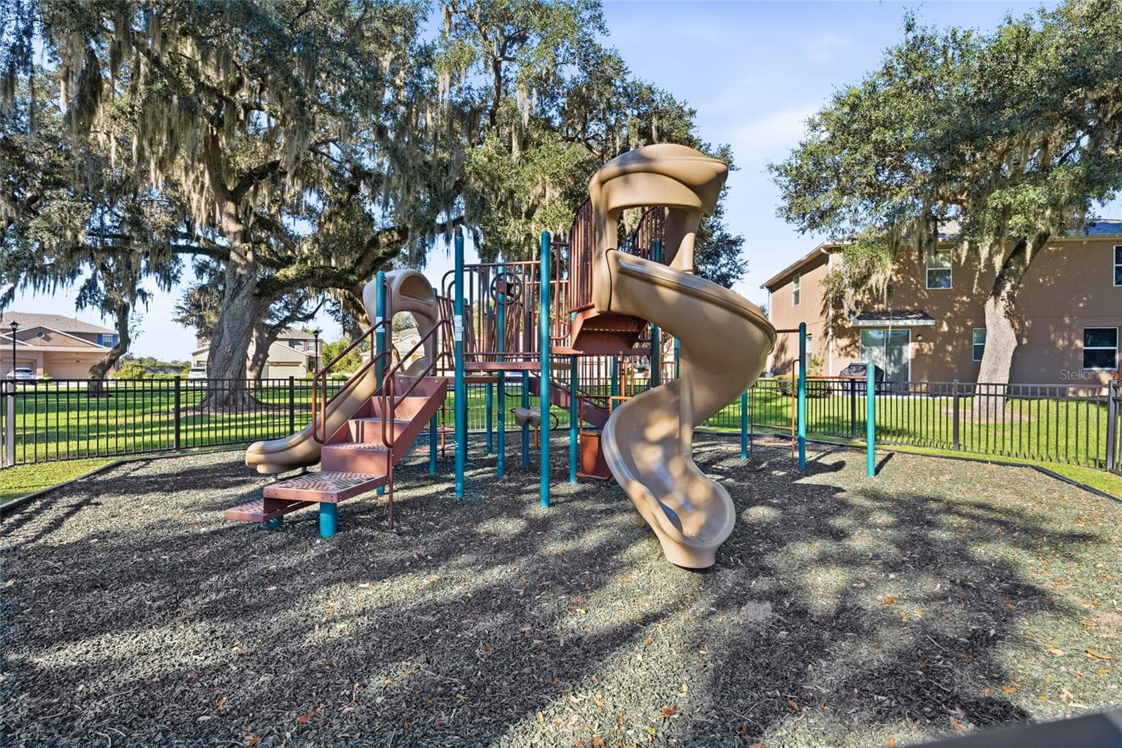 Community playground - 15613 BOGGY OAK CIR #110A, WINTER GARDEN