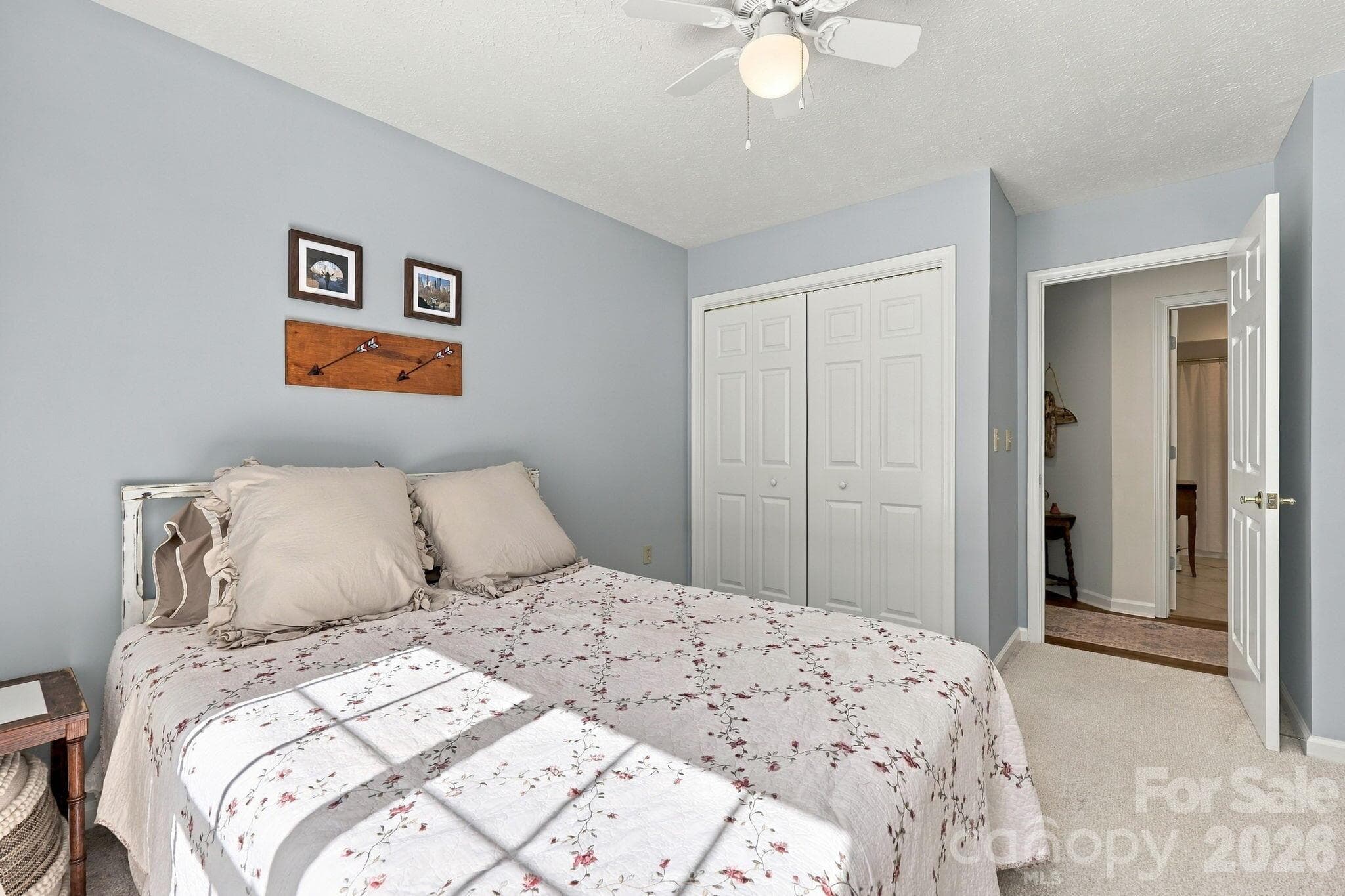 Single Family Residence at 6 Pebble Beach Court, Etowah, photo 22 of 38