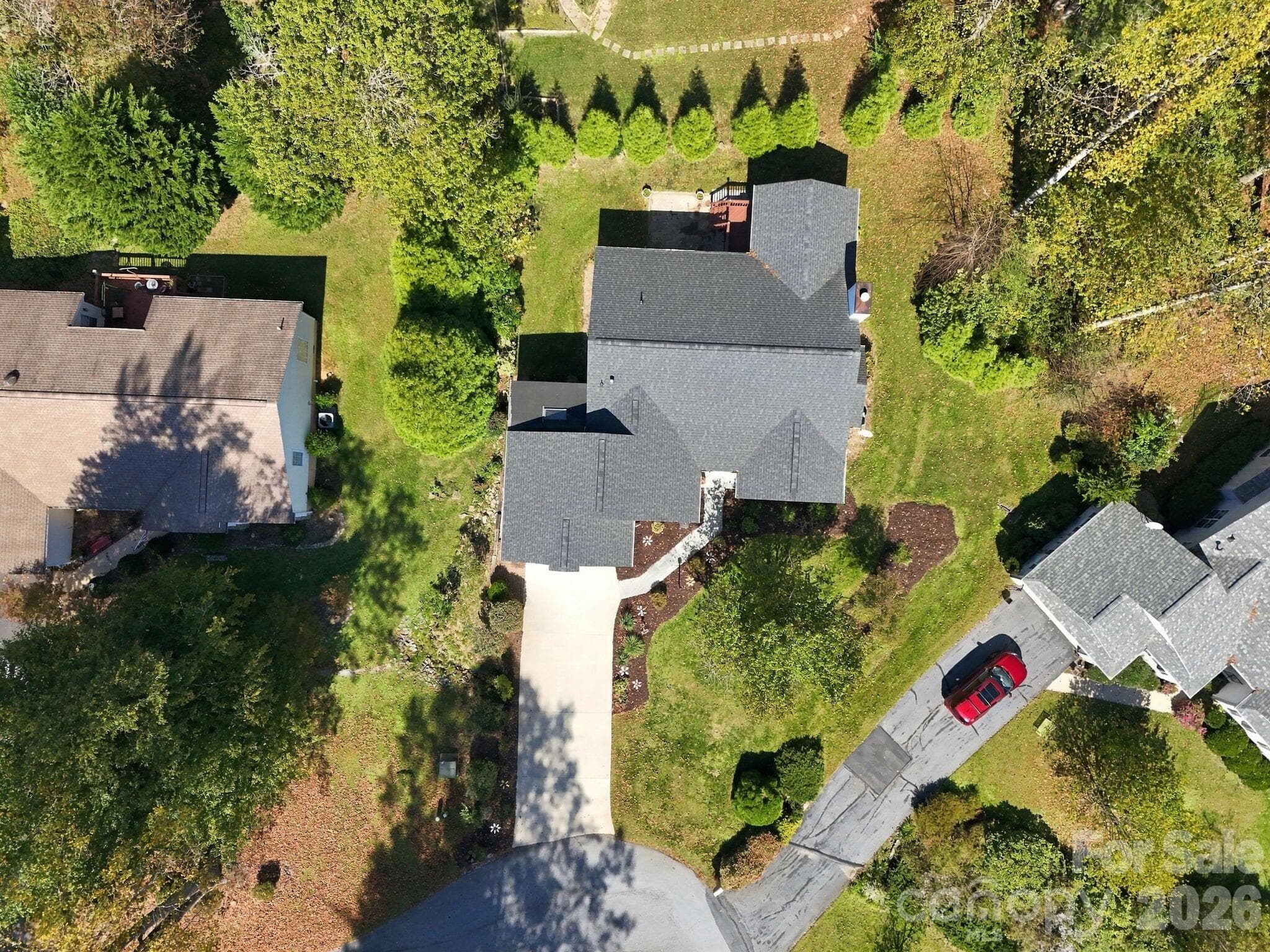 Single Family Residence at 6 Pebble Beach Court, Etowah, photo 34 of 38