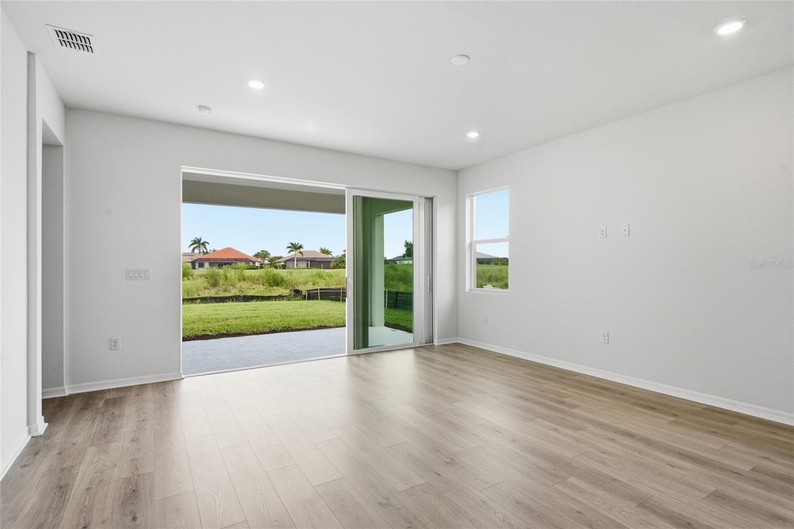 Single Family Residence at 16927 SQUIRREL BRANCH LN, ALVA, photo 17 of 68