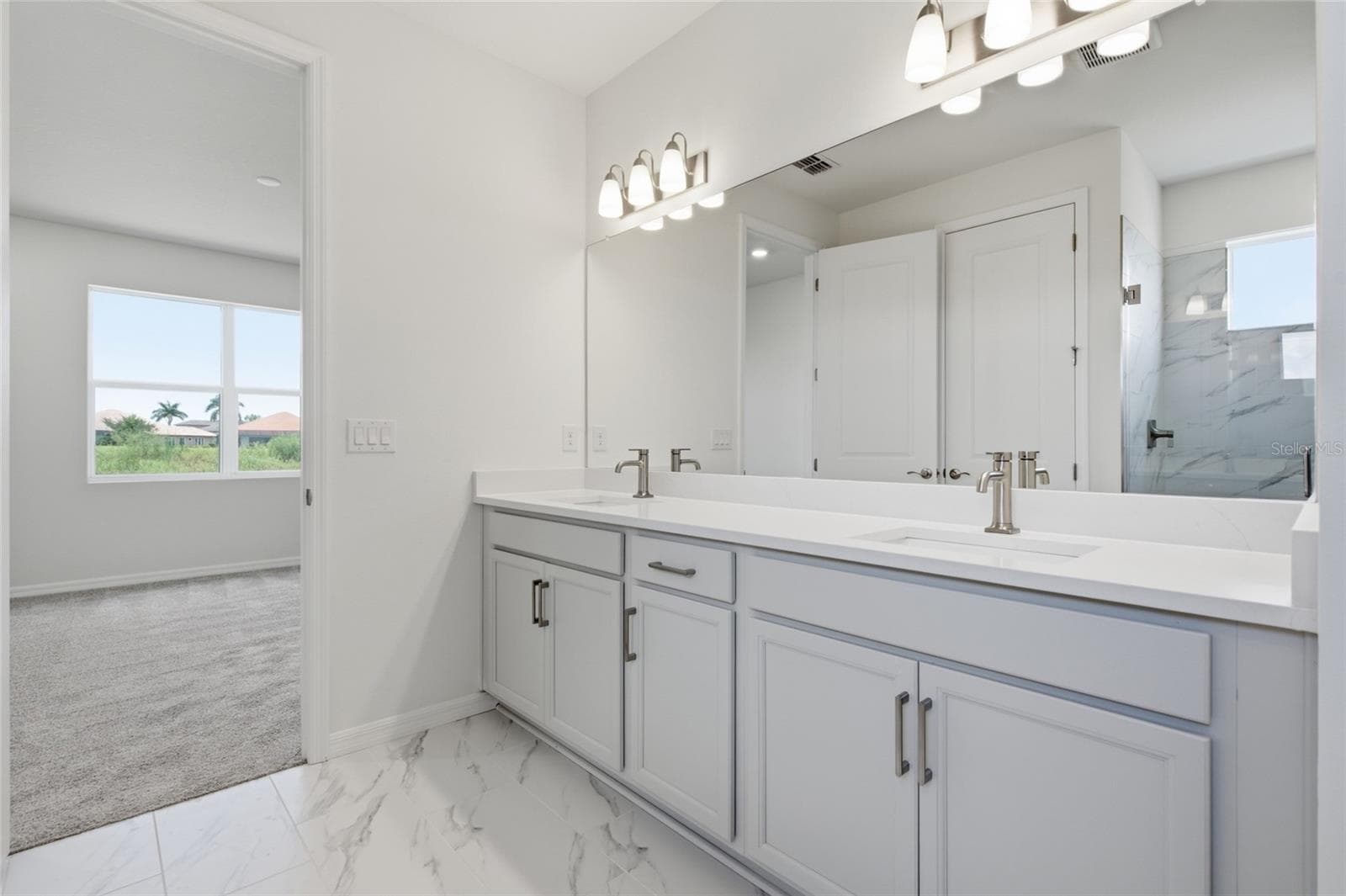 Single Family Residence at 16927 SQUIRREL BRANCH LN, ALVA, photo 26 of 68
