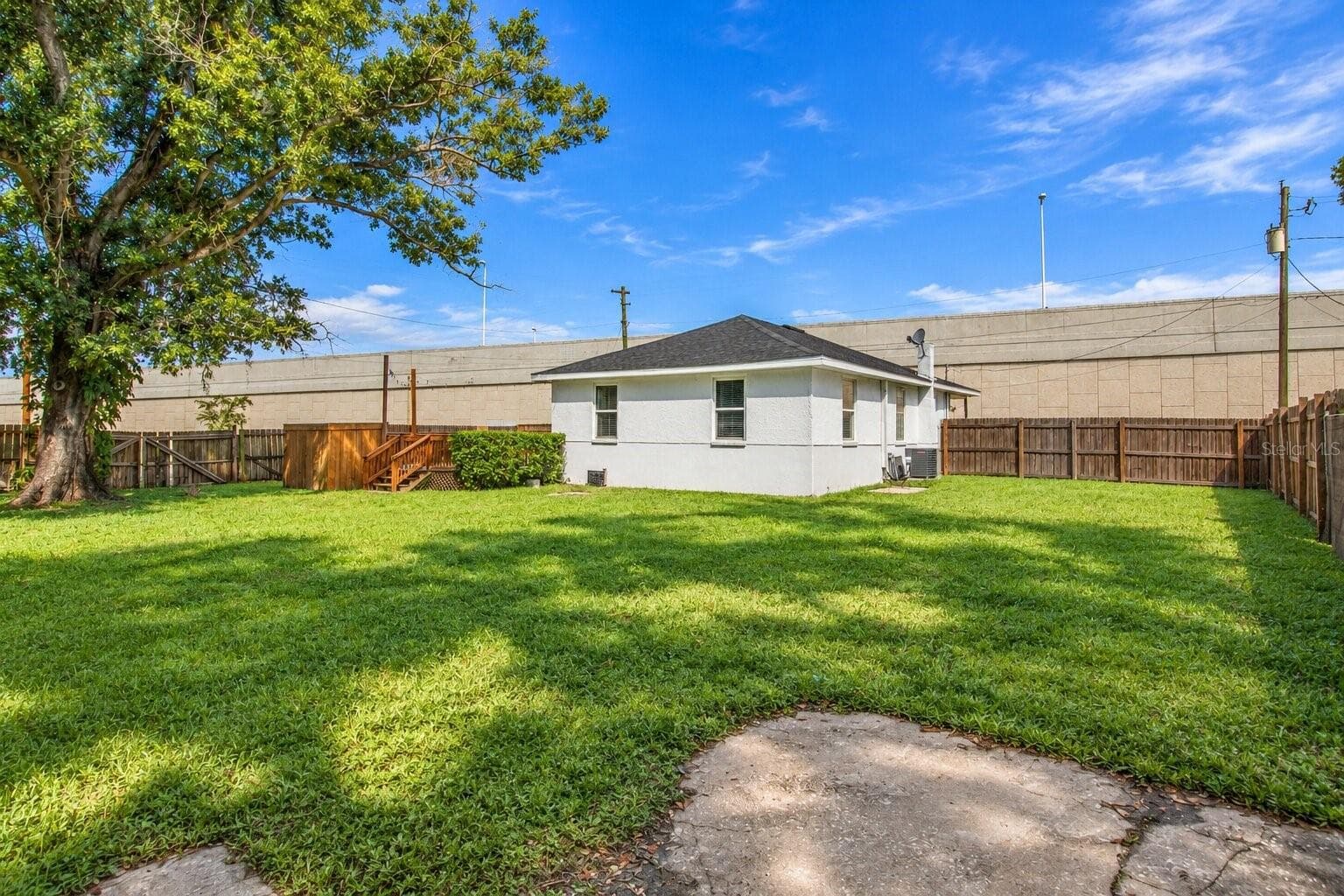 Single Family Residence at 4501 E 14TH AVE, TAMPA, photo 18 of 20